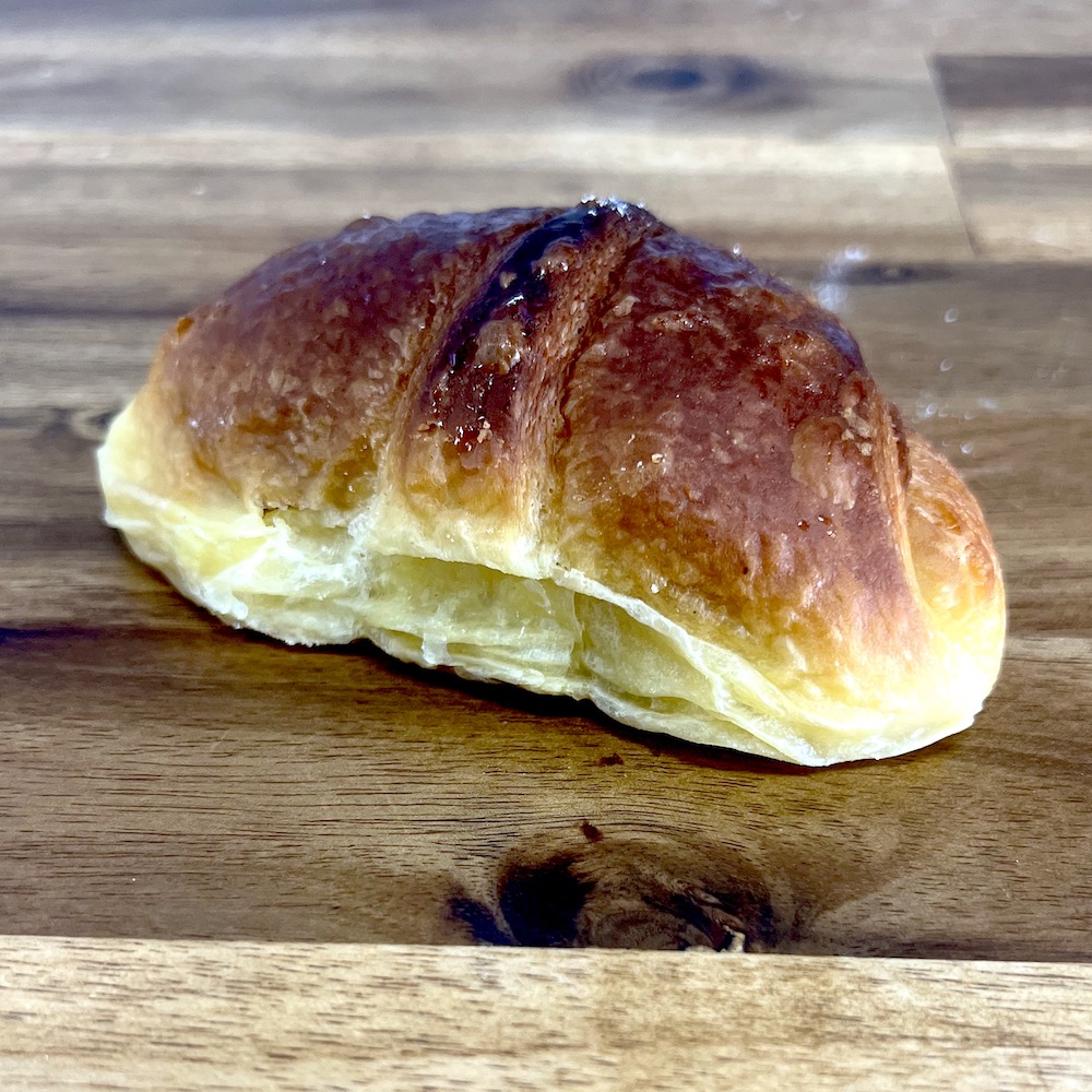 Argentinian croissants (custard) – Dulce Bakehouse